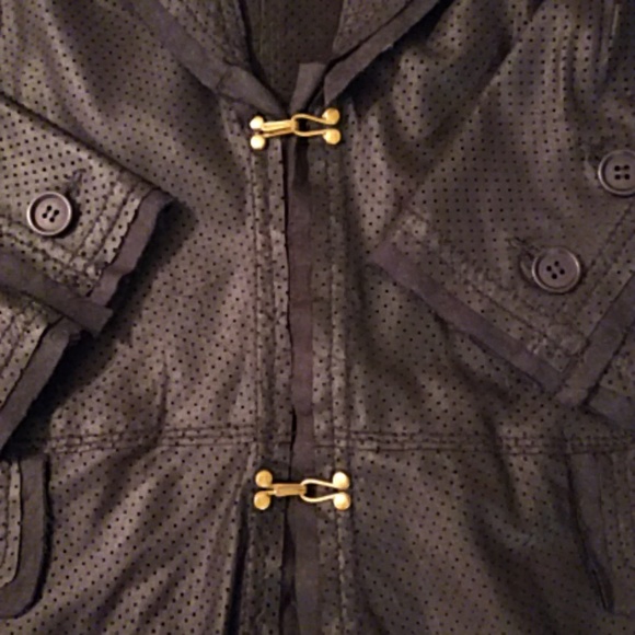 Scully perferated leather blazer - Picture 3 of 8